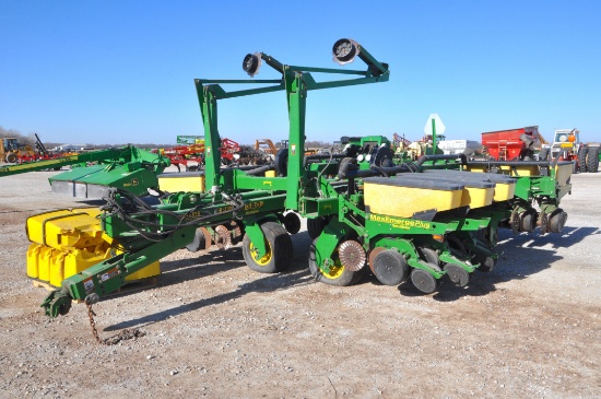 1998 John Deere 1780 12/23 planter