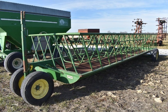Stoltzfus 24' feed wagon