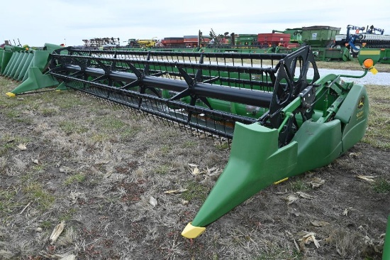 John Deere 625F 25' grain platform