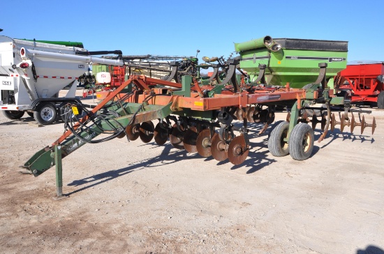 Brillion Land Commander 5 shank disc ripper
