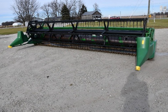 John Deere 920 20' grain platform