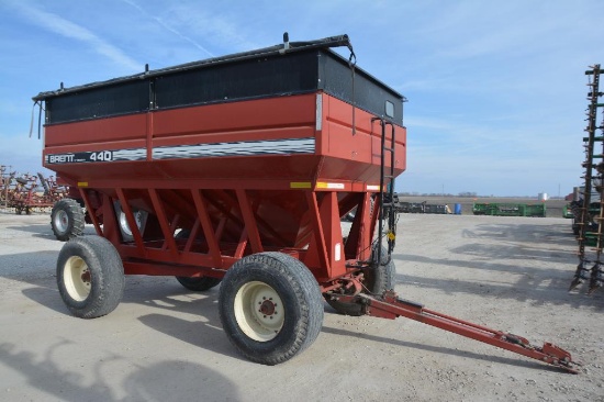 Brent 440 gravity wagon