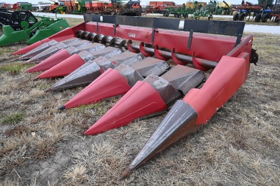 Case-IH 1083 8 row 30" corn head