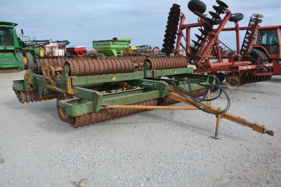 Kewanee 90 25' flat fold cultimulcher