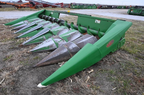 JohN Deere 843 8 row 30" corn head