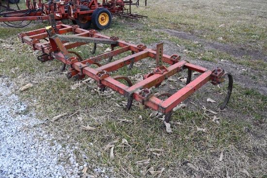 Krause 298 13 knife 3-pt. chisel plow