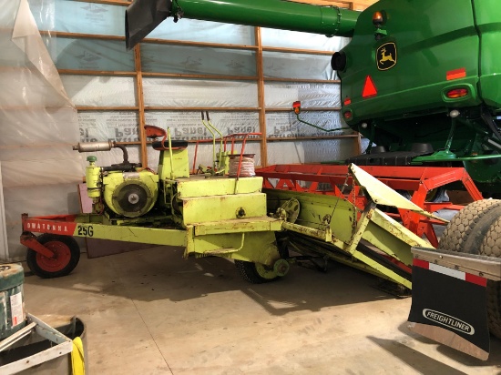 Owatonna S314-4 self-propelled windrower