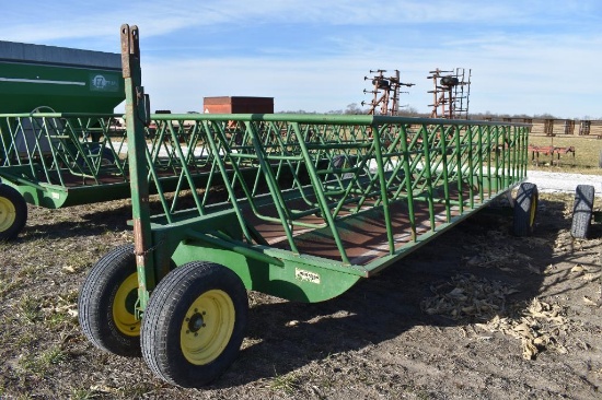 Stolzfus 20' feed wagon