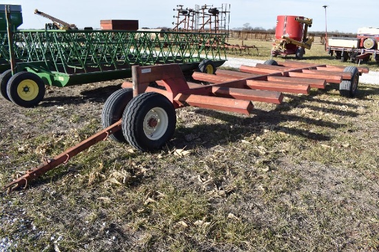 LP80 8-bale hay trailer