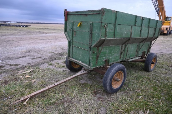 Wooden flare box wagon on JD running gear