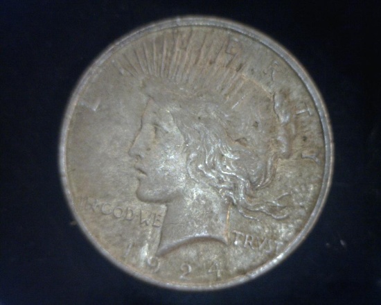 1924 PEACE SILVER DOLLAR