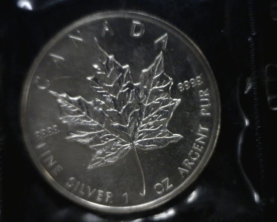 1988 CANADA 1 0Z. SILVER ROUND