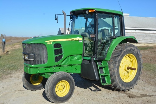 2008 John Deere 7230 2wd tractor