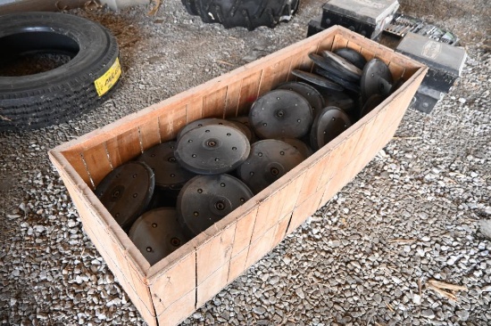 John Deere rubber closing wheels