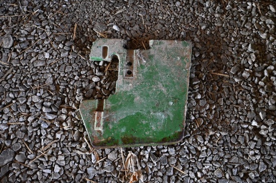(1) John Deere suitcase weight