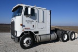 1987 International cab over semi