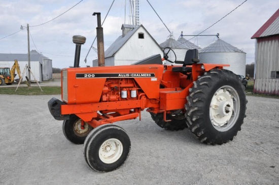 1974 Allis Chalmers 200 2wd tractor