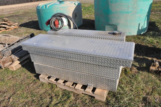110 gal. L-shaped fuel tank & aluminum truck toolbox