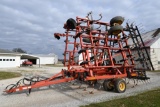 Krause 5630 32' field cultivator