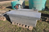 110 gal. L-shaped fuel tank & aluminum truck toolbox