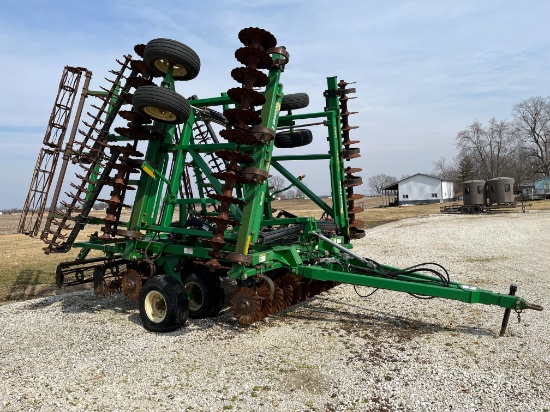 Great Plains 3000 Turbo Till 30' vertical tillage tool