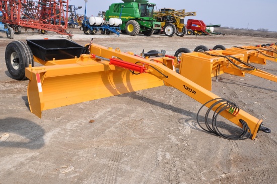 Industrias America 120R 12' pull-type box blade