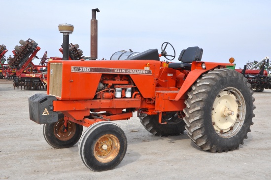 1973 Allis Chalmers 200 2wd tractor