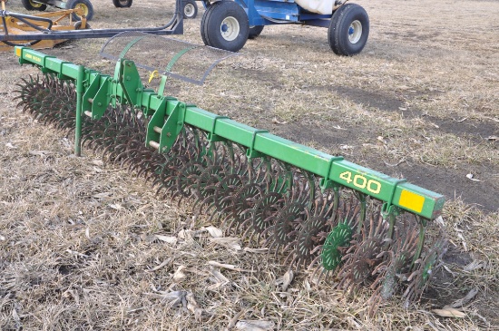 John Deere 400 15' 3-pt. rotary hoe