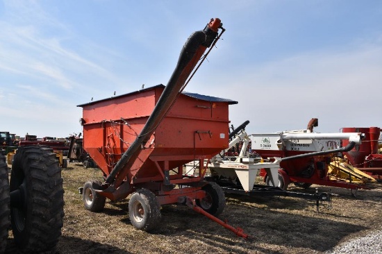 Kilbros gravity wagon w/ hyd. drive seed auger
