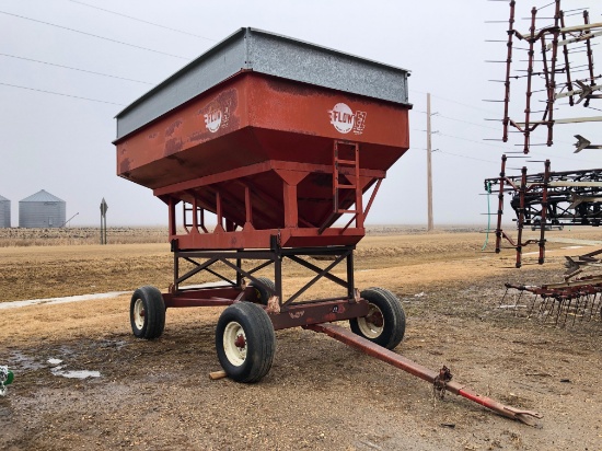 M&W gravity wagon on modified running gear