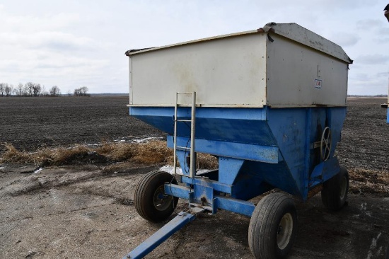 DMI gravity wagon