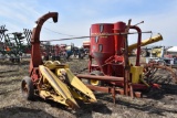 New Holland 717 silage chopper