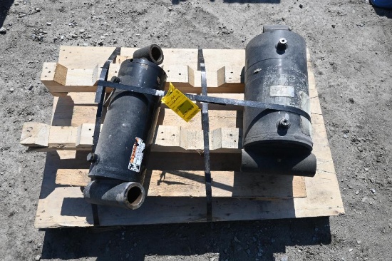 (2) Hyd. cylinders