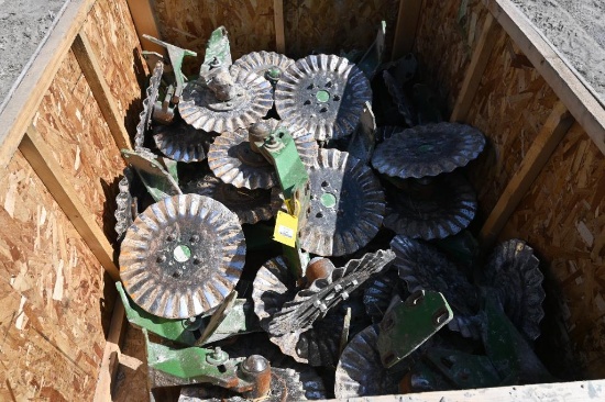 (36) John Deere no-till coulters off John Deere DB60 planter