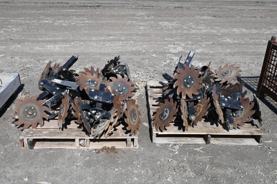 (24) Row cleaners