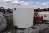 1,500 gal. poly tank