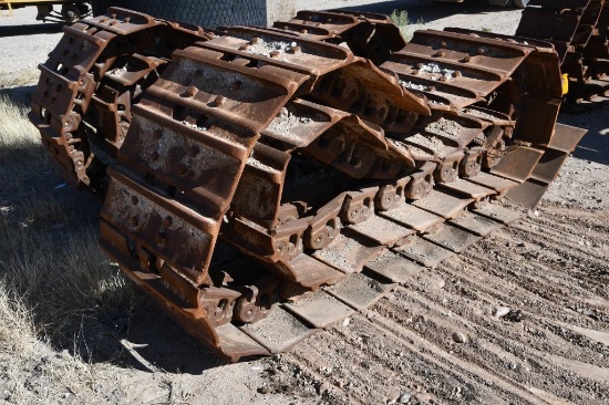 Set of 27" tracks for Cat D9R dozer