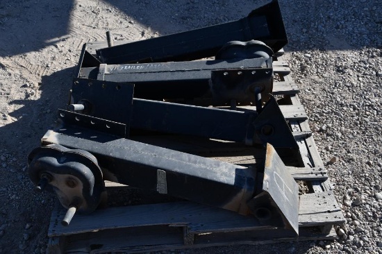 (2) Pairs of Butler trailer landing gears
