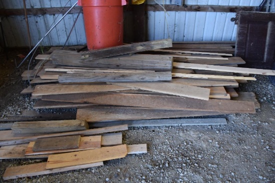 Large quantity of 1x dimensional lumber