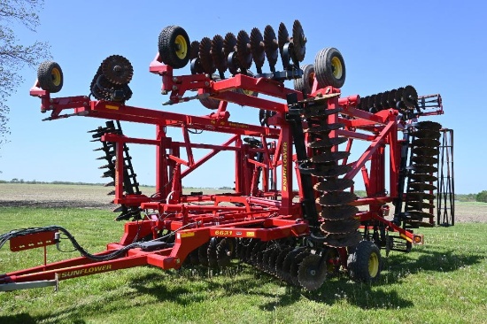 Sunflower 6631 40' vertical tillage tool