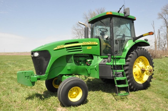 2005 John Deere 7820 2wd tractor,