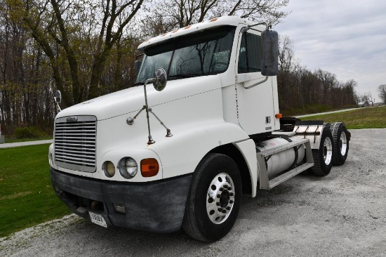 1999 Freightliner Century Class day cab semi