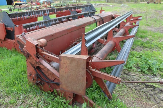 International 810 20' platform