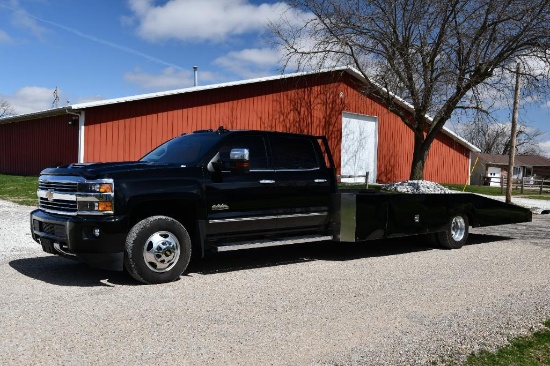 2017 Chevrolet High Country 3500HD 4x4 Car Hauler 19k miles