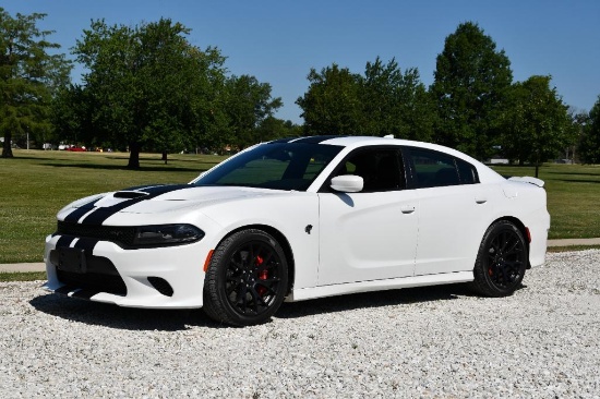2016 Dodge Charger Hellcat SRT