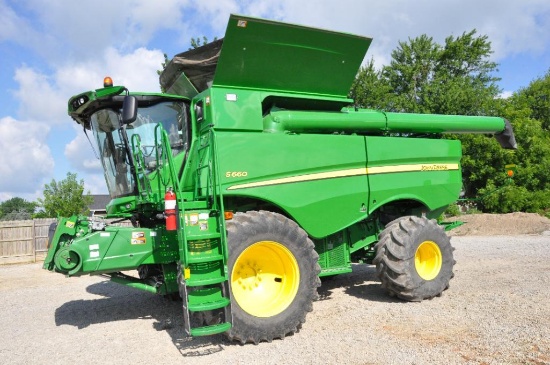 2015 John Deere S660 2wd combine