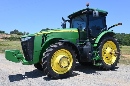 2017 John Deere 8295R MFWD tractor