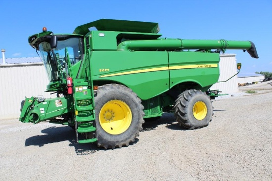 2016 John Deere S670 2wd combine