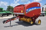 2015 New Holland Roll-Belt 550 round baler