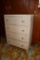 Child's 4 -drawer chest of drawers